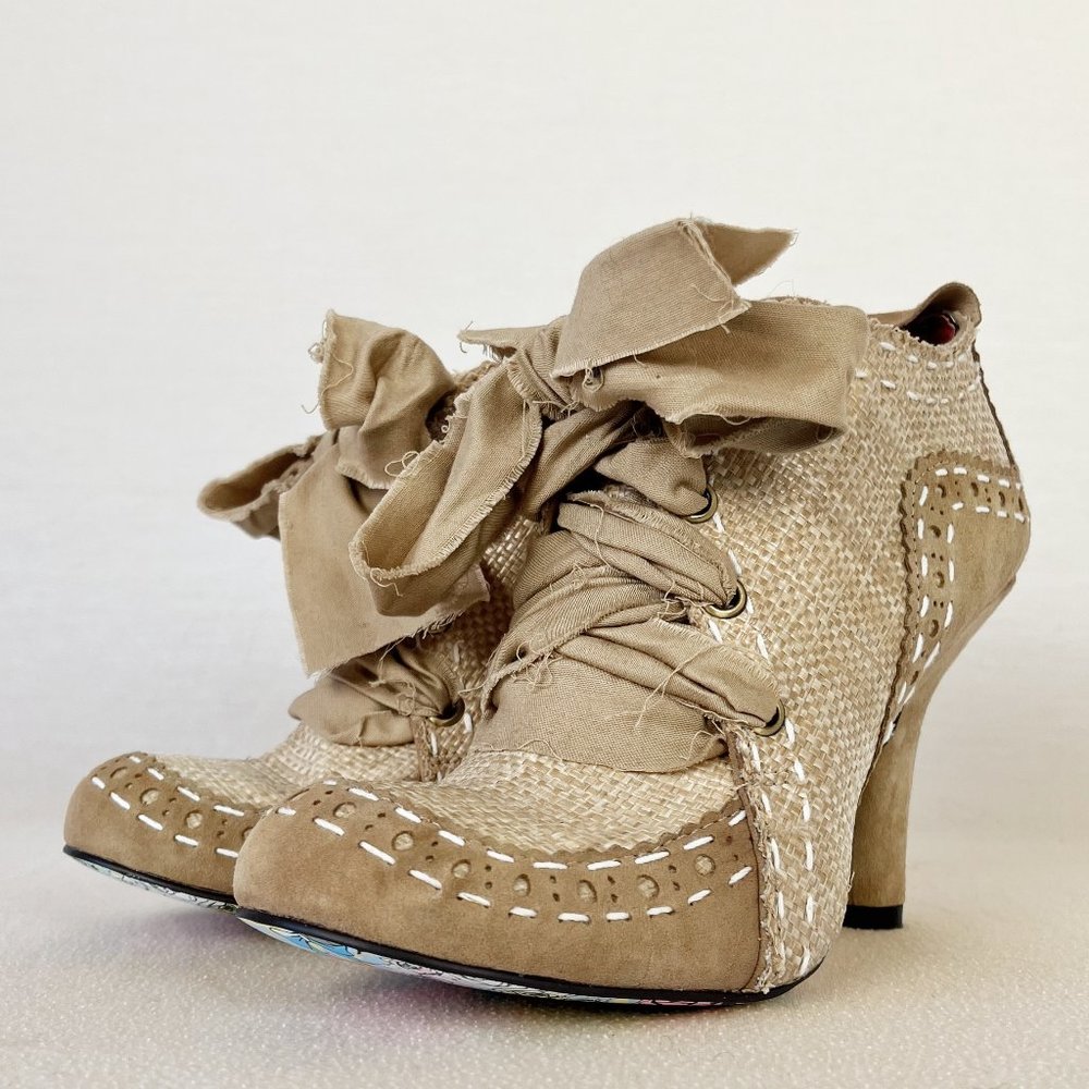 Irregular Choice Mutiny! Abigail's Party in Beige